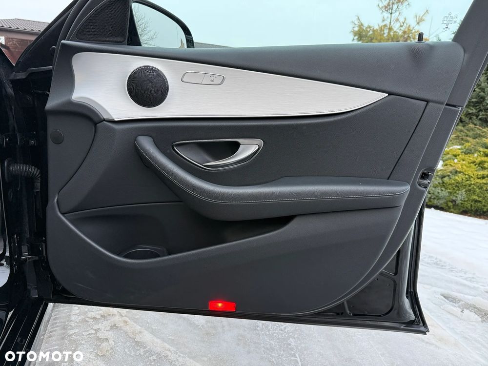 Mercedes-Benz Klasa E 300 de 9G-TRONIC Avantgarde - 34