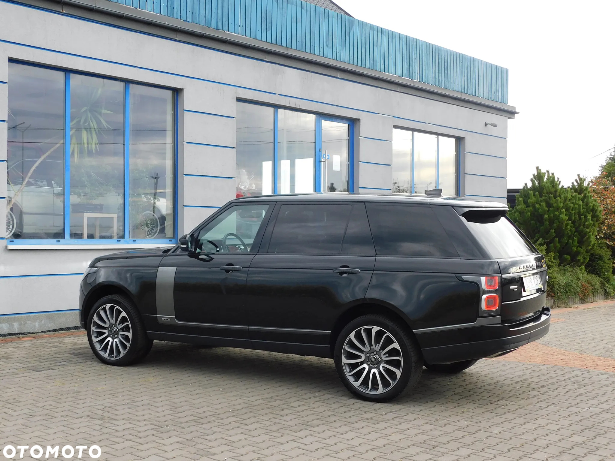 Land Rover Range Rover 5.0 V8 S/C LWB Vogue - 2