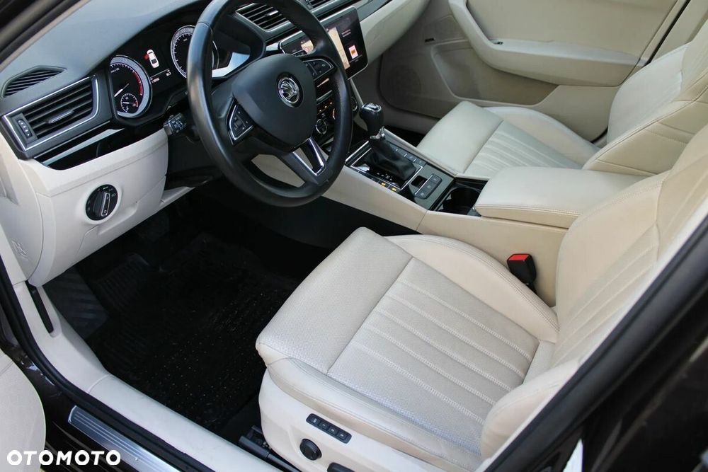 Skoda Superb 2.0 TSI 4x4 L&K DSG - 11