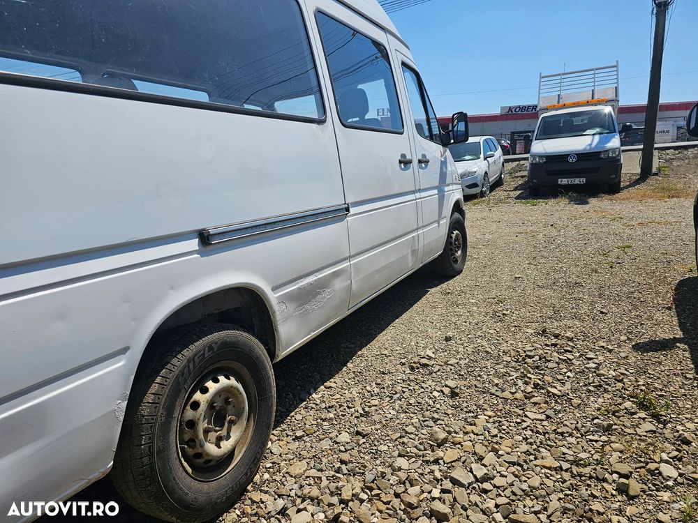 Mercedes-Benz Sprinter - 5