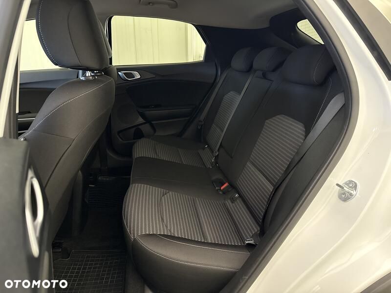 Kia XCeed 1.5 T-GDI M DCT - 19