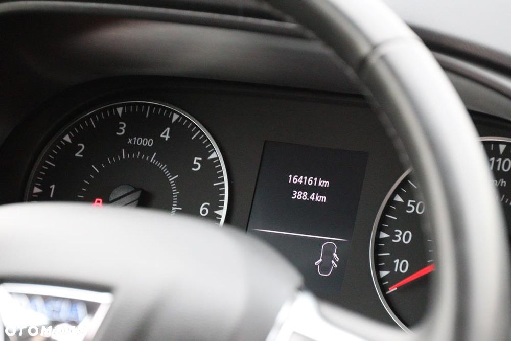 Dacia Duster 1.6 SCe Prestige - 23