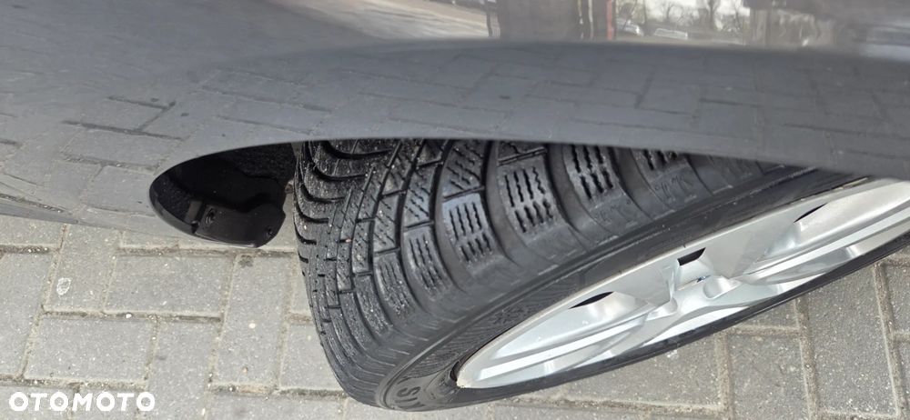 Opel Astra 1.6 D Start/Stop Dynamic - 24