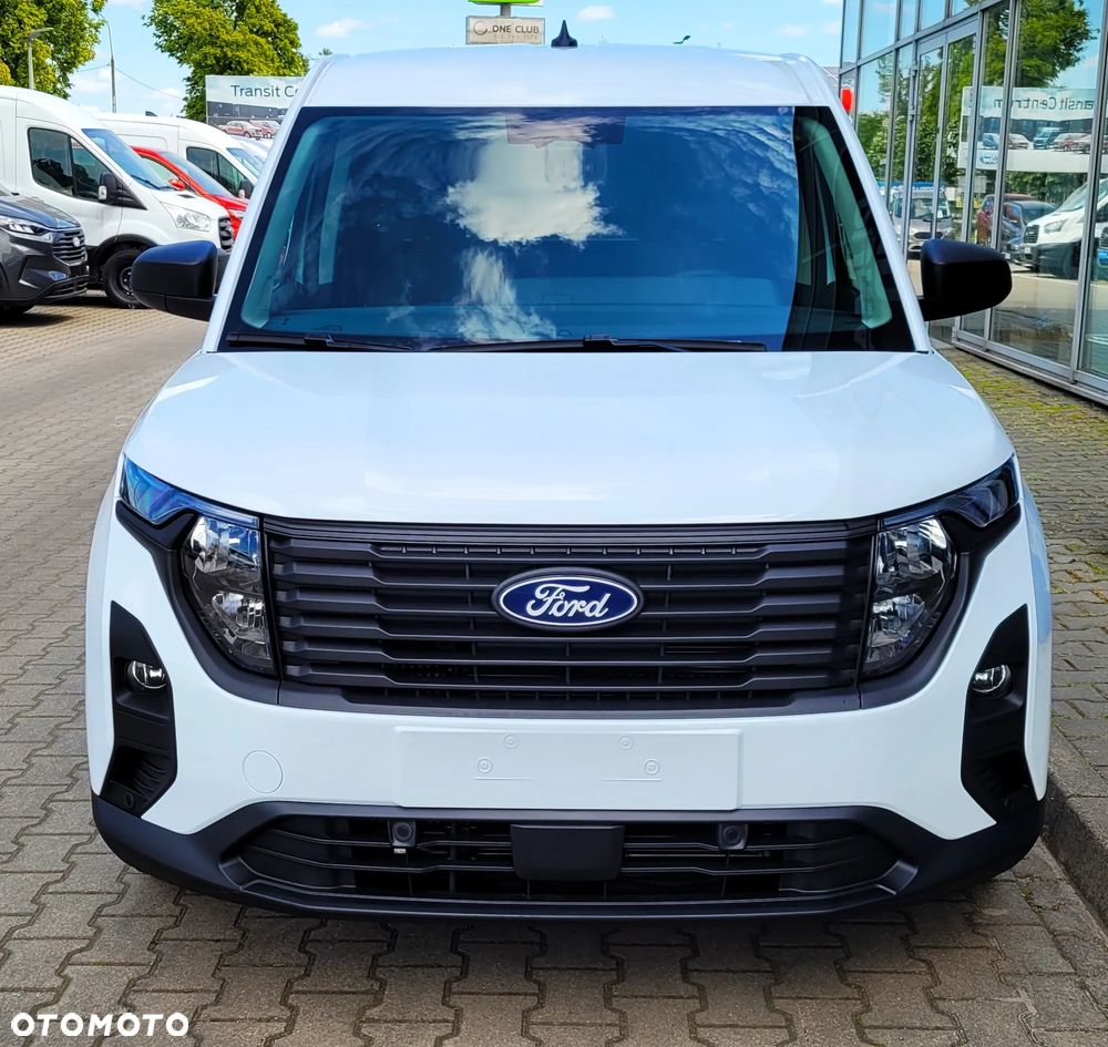Ford Transit Courier - 3