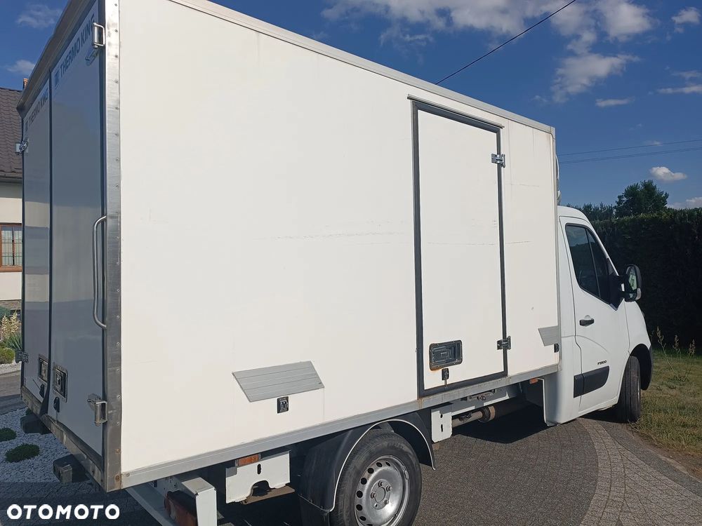 Renault master kontener chłodnia - 14