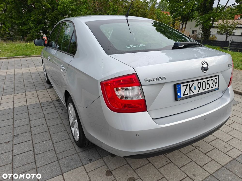 Skoda RAPID 1.2 TSI Elegance - 4