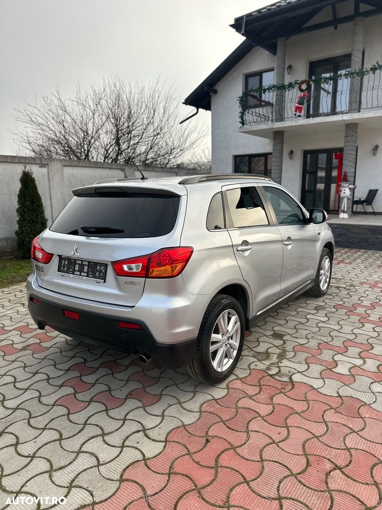 Mitsubishi ASX 1.8 DI-D 4WD Instyle - 10