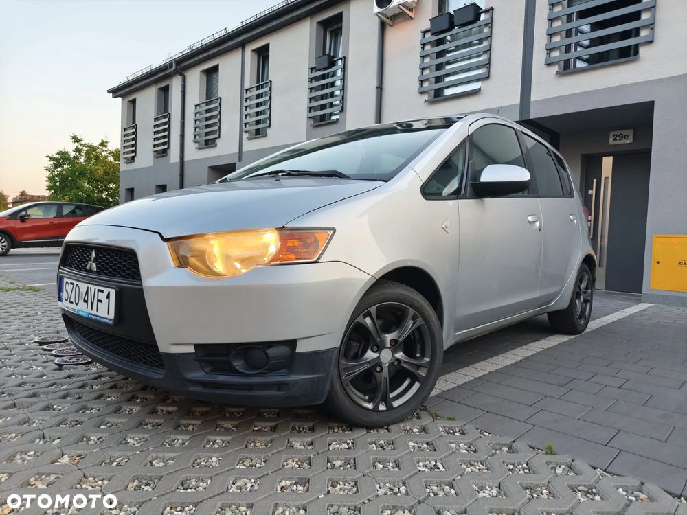 Mitsubishi Colt 1.3 Invite Edition Gold - 9