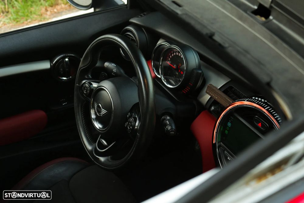 MINI 3 Portas John Cooper Works Auto Desportiva - 16