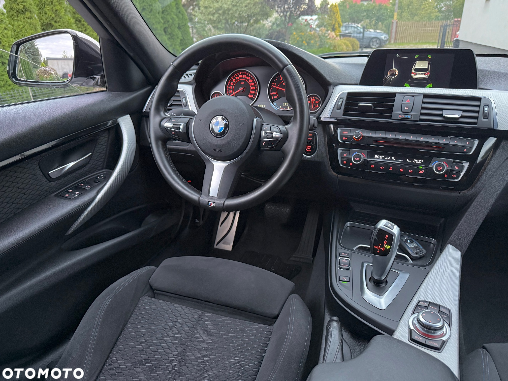 BMW Seria 3 320d Touring M Sport - 8