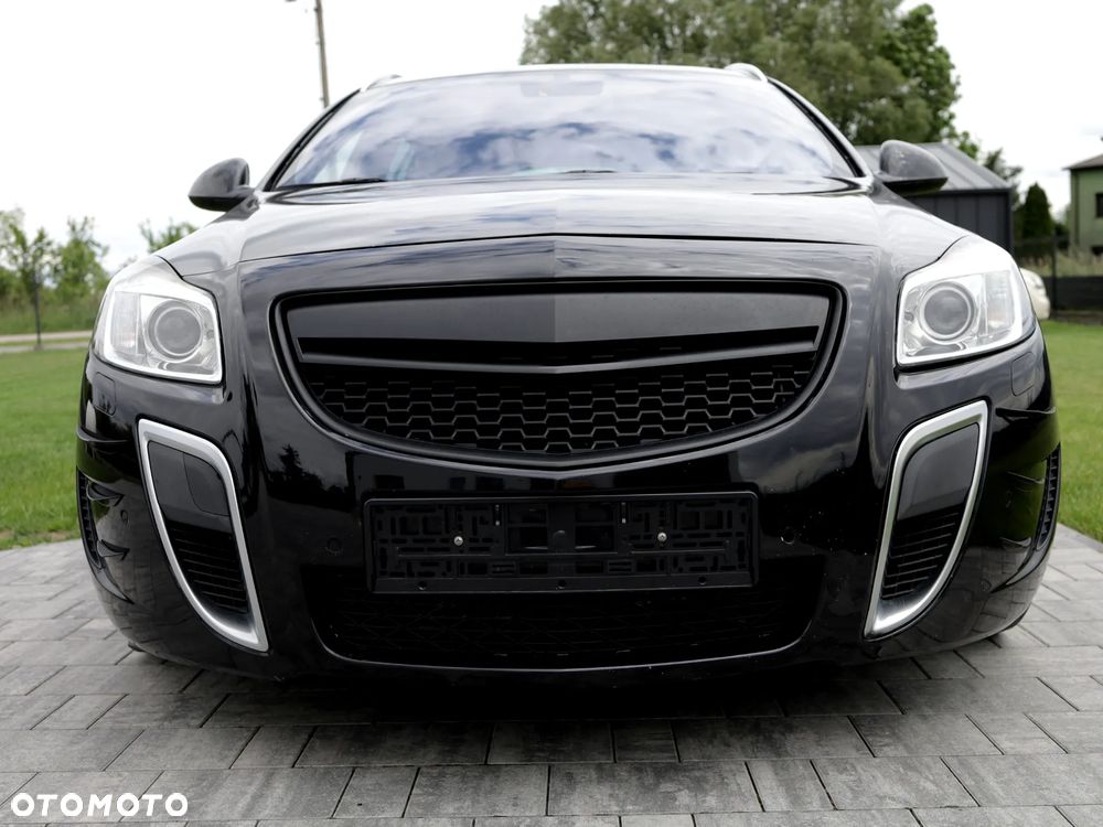 Opel Insignia 2.8 T V6 OPC - 10