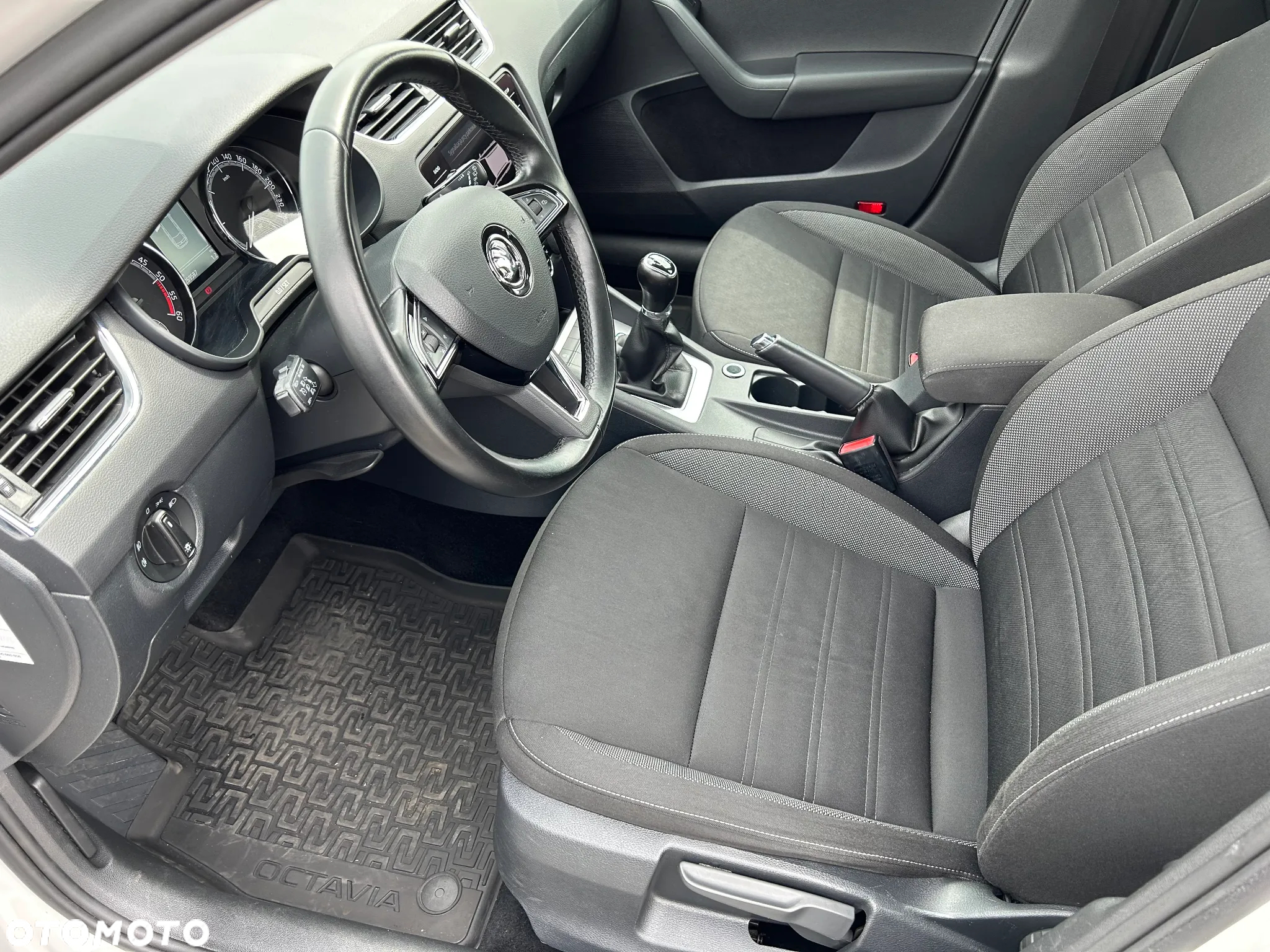Skoda Octavia 2.0 TDI Clever - 7
