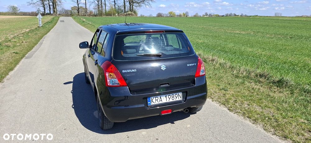Suzuki Swift - 14