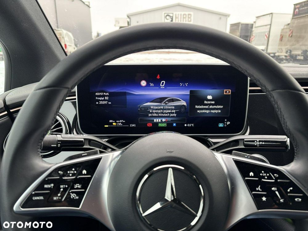 Mercedes-Benz EQE - 19