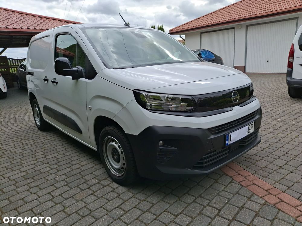 Opel Combo 2025 r 1.2 Pure Tech 110 KM Salon PL