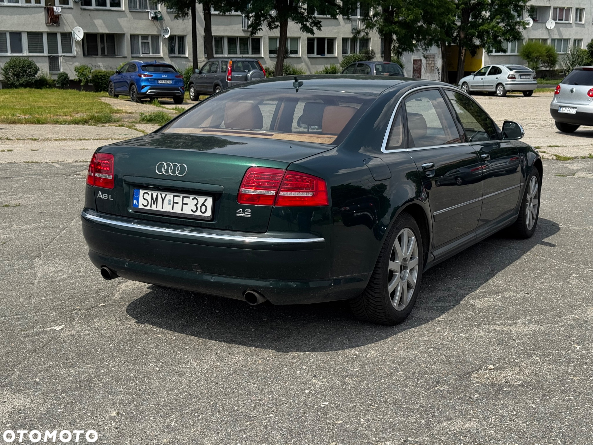 Audi A8 4.2 FSI L Quattro - 2
