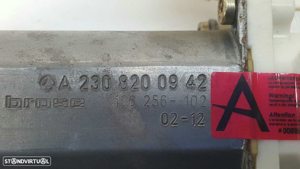 MOTOR ELEVADOR FRENTE DIREITO MERCEDES CLASE CLK (W209) COUPE 270 CDI (209.316) - 9