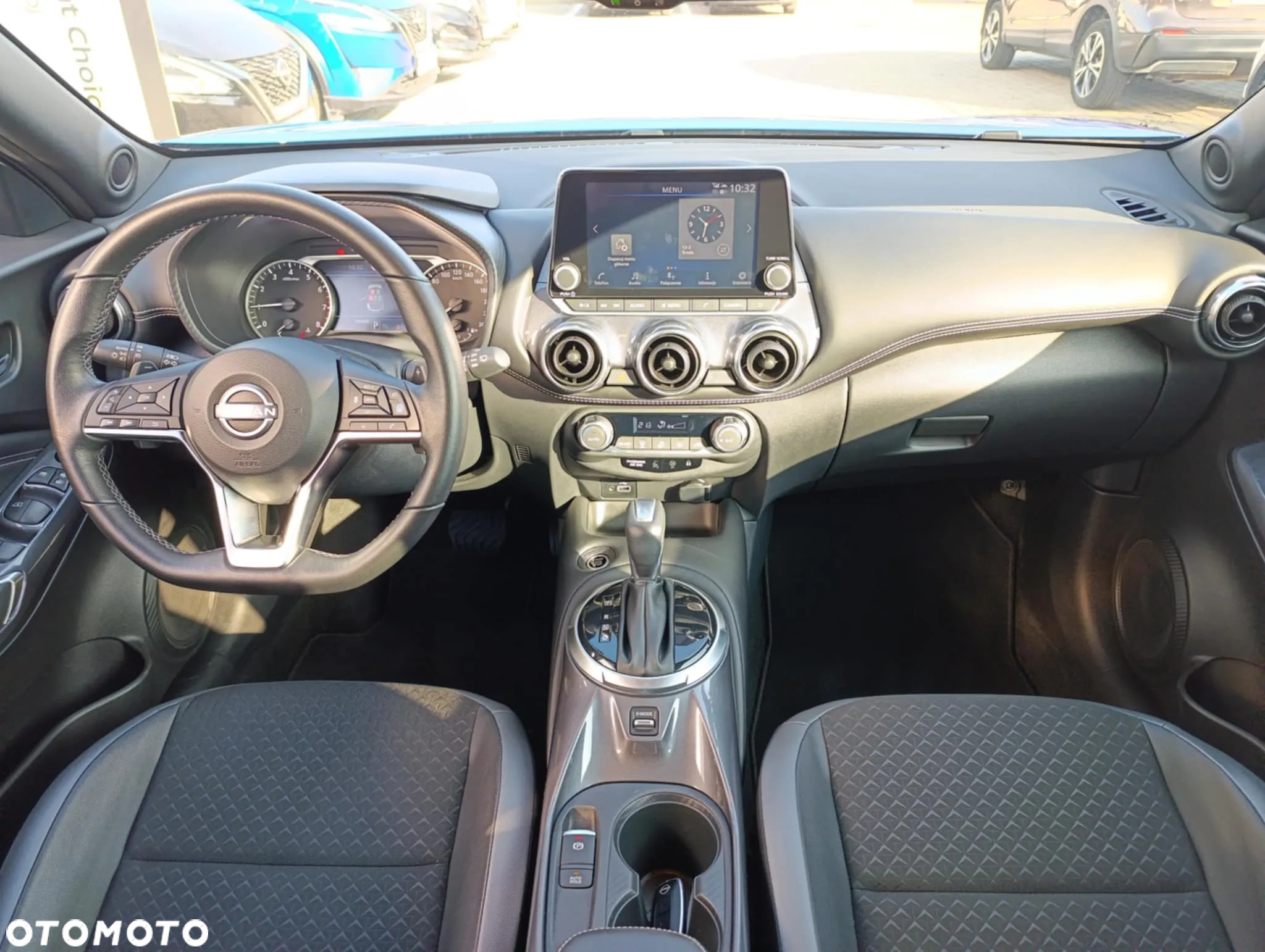 Nissan Juke 1.0 DIG-T N-Connecta DCT - 16