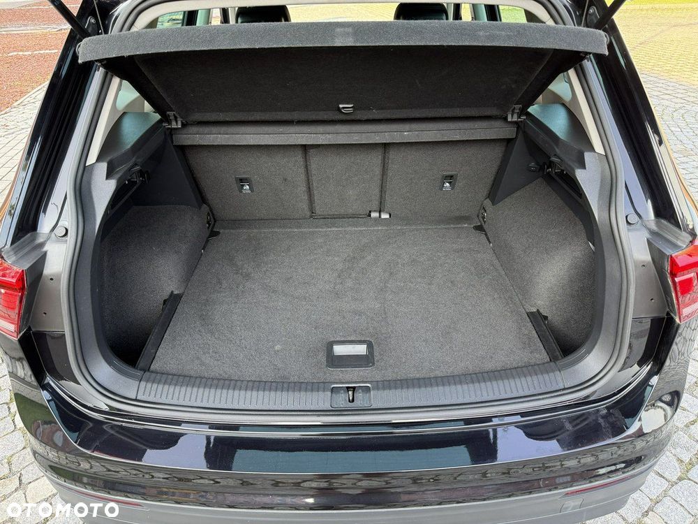 Volkswagen Tiguan - 13
