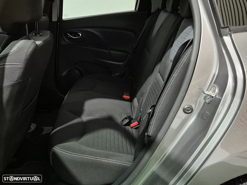 Renault Clio Sport Tourer 1.5 dCi Dynamique S - 23