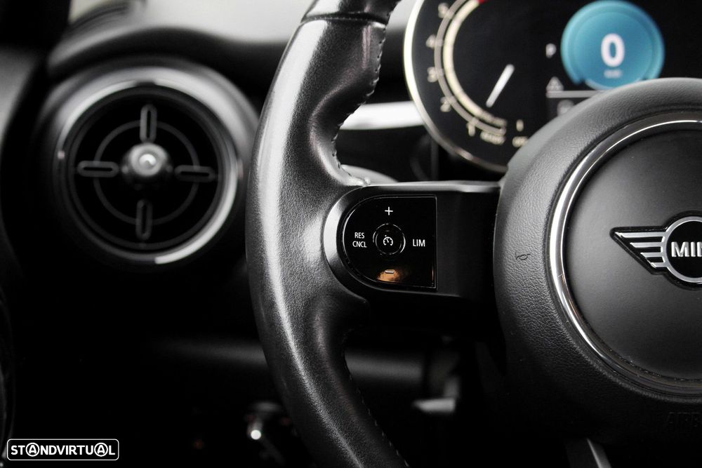 MINI 5 Portas Cooper Auto - 36