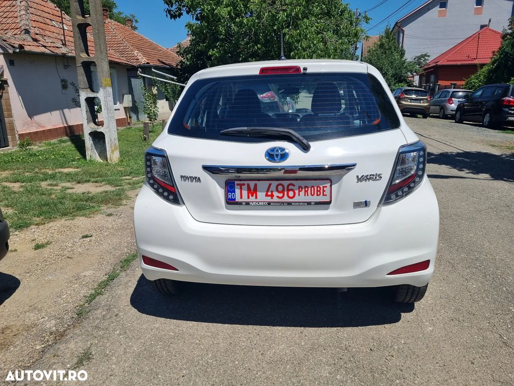 Toyota Yaris 1.5 VVT-i Comfort - 6