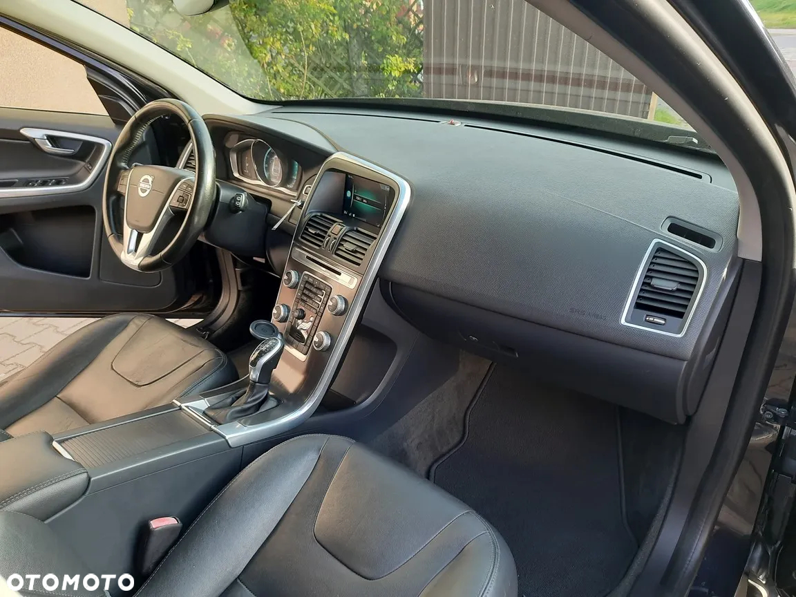Volvo XC 60 - 21