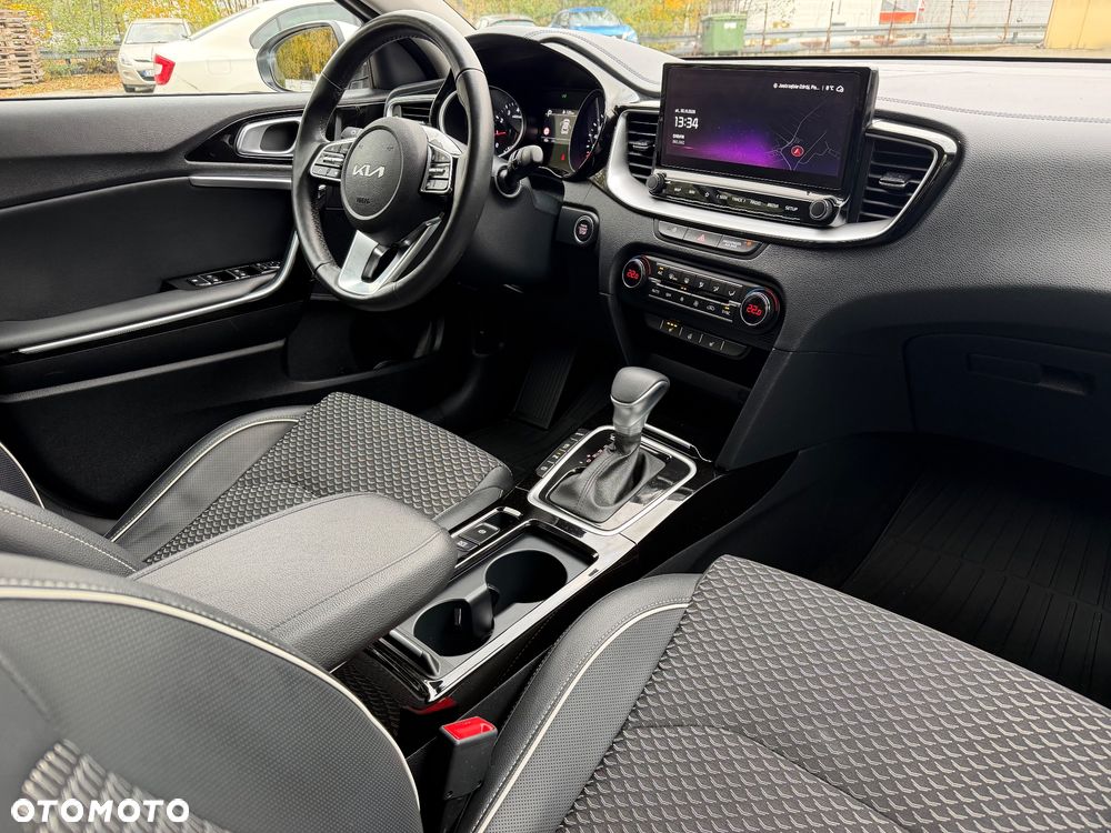Kia XCeed - 17