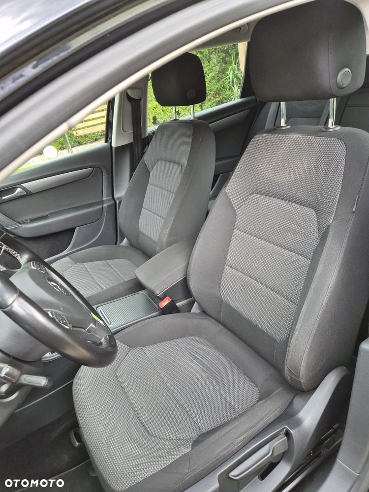 Volkswagen Passat Variant 2.0 TDI BlueMotion Technology Comfortline - 11