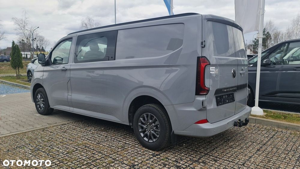 Volkswagen Transporter - 4