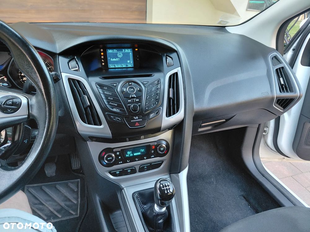 Ford Focus - 14