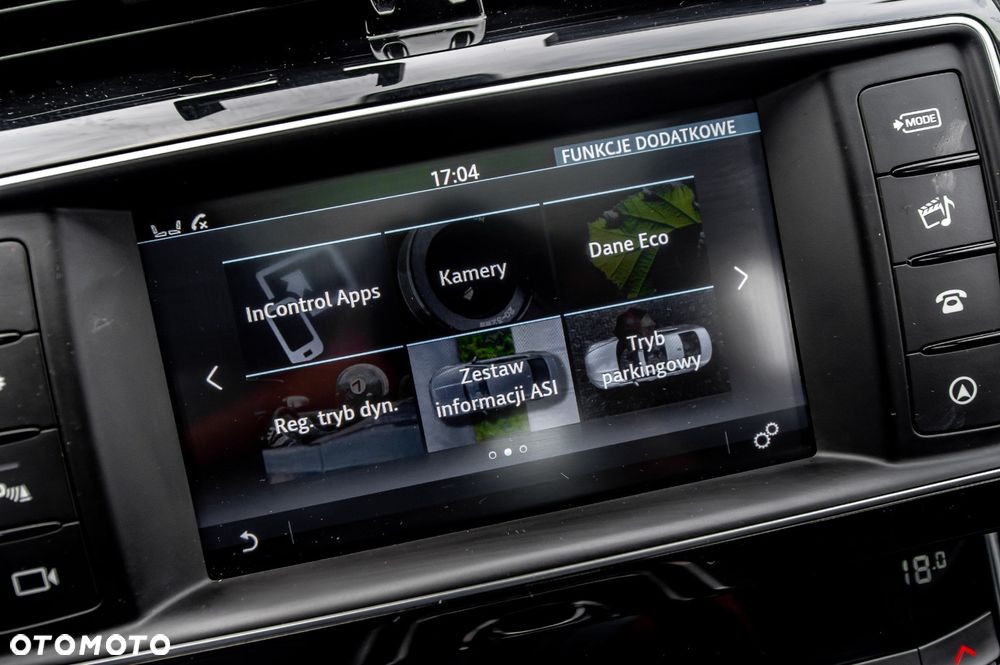 Jaguar XE - 39