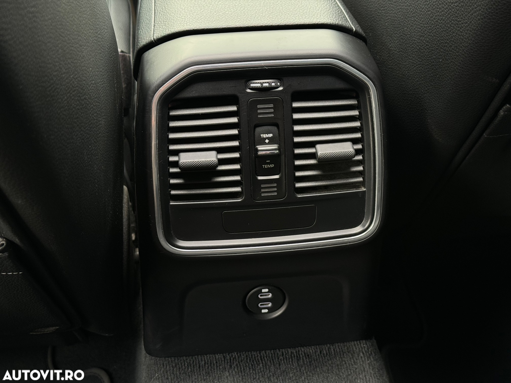 Porsche Macan Standard - 17