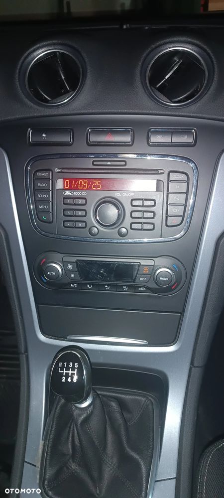 Ford Mondeo 1.6 TDCi Trend - 9