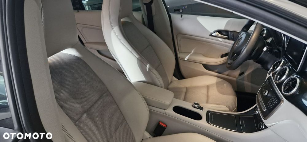 Mercedes-Benz CLA 2018