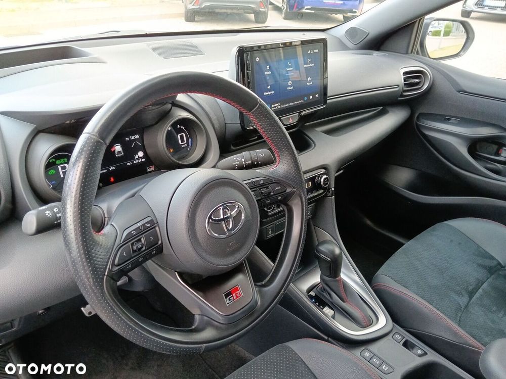Toyota Yaris - 13