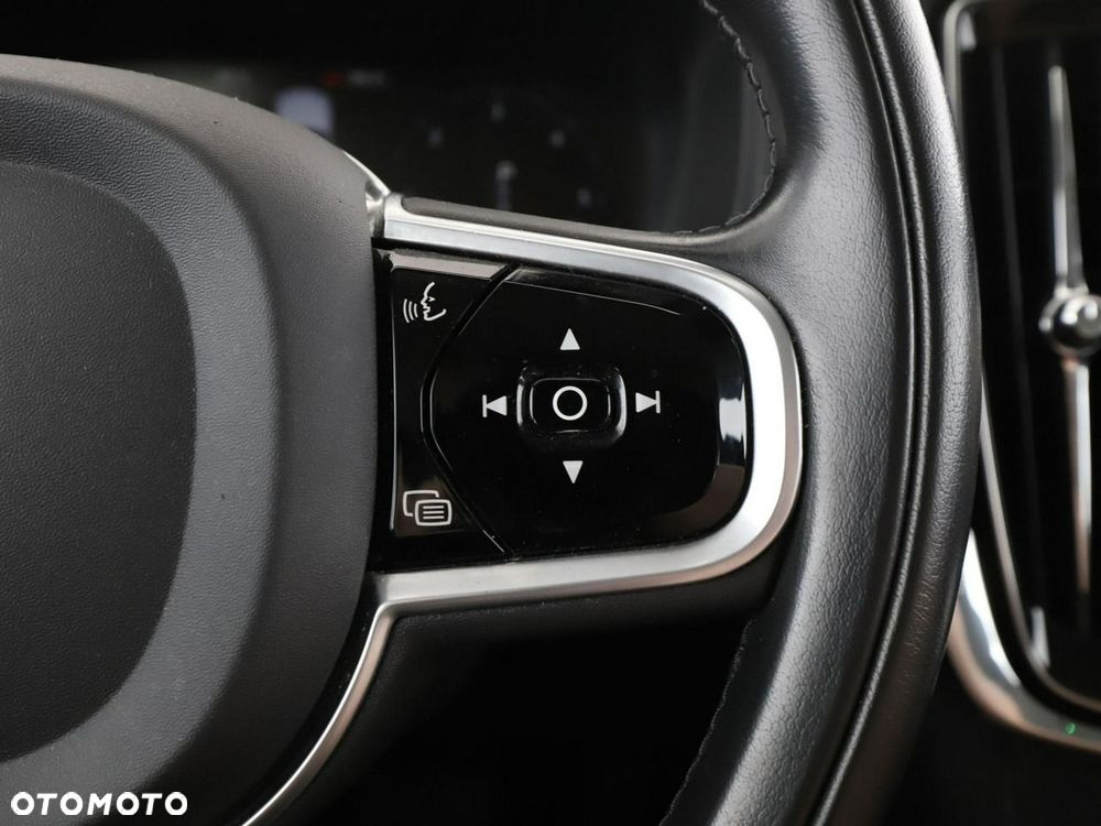 Volvo V90 Cross Country D4 SCR AWD Pro - 32