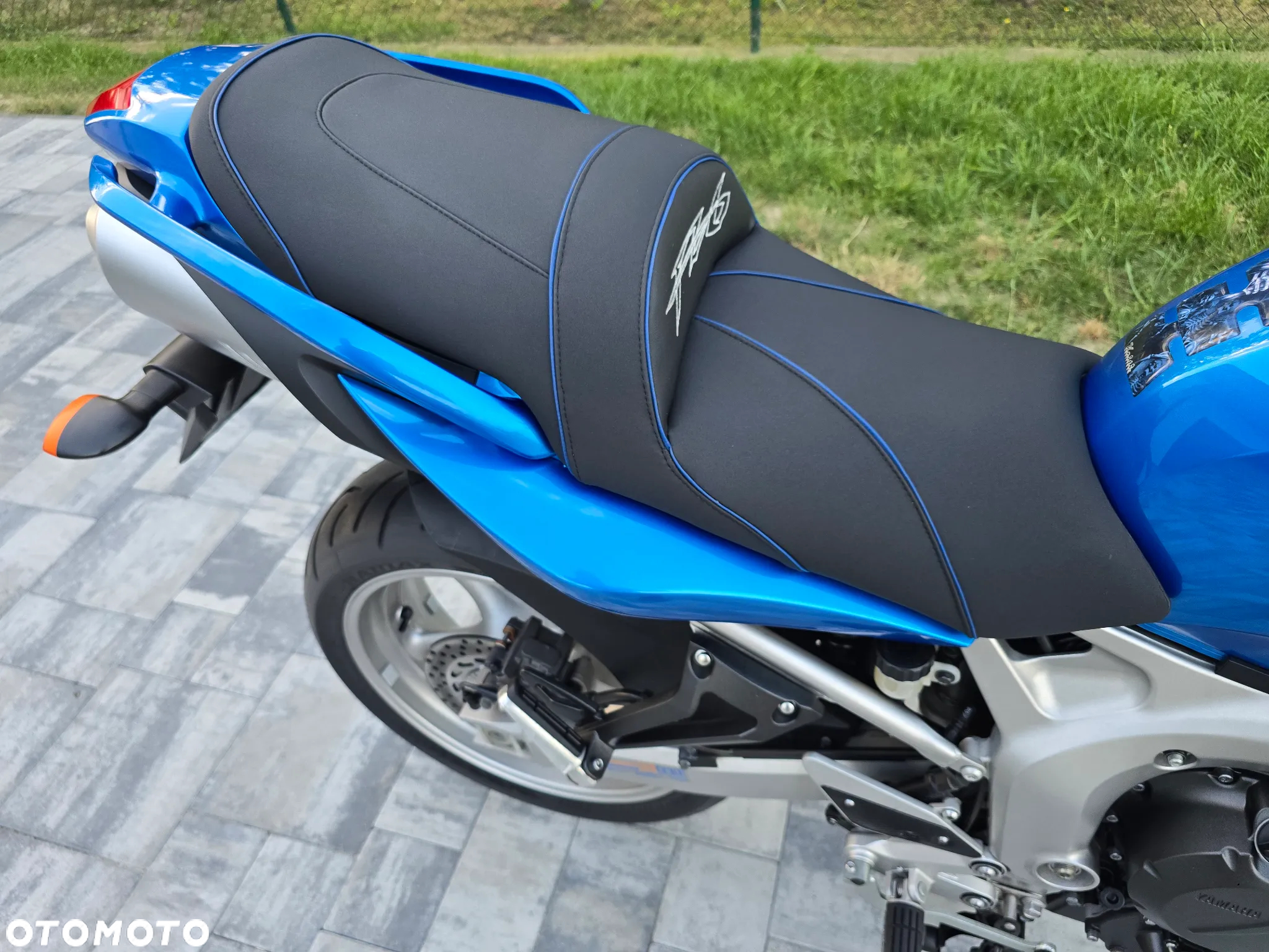 Yamaha FZ6 - 14