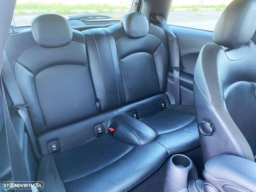 MINI 3 Portas John Cooper Works Auto Desportiva - 16