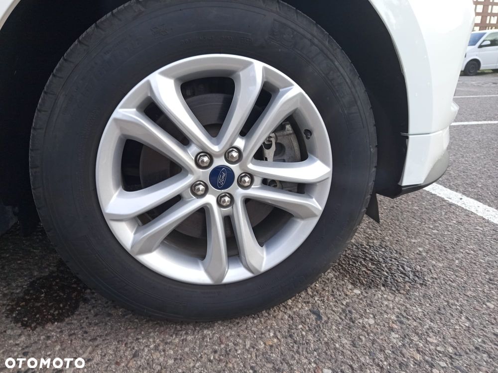 Ford Edge - 9