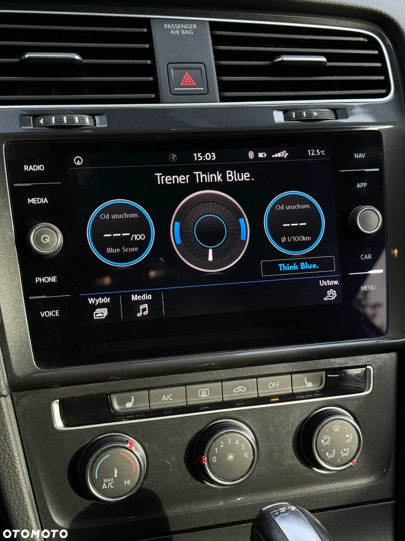 Volkswagen Golf - 12