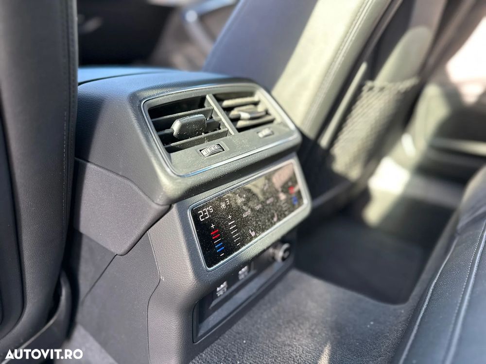 Audi A6 Allroad - 11