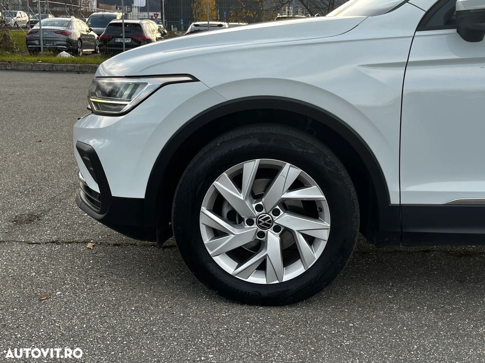 Volkswagen Tiguan - 28