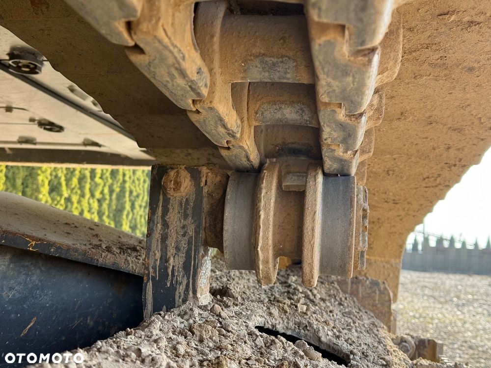 Volvo EC 250 EL - 29