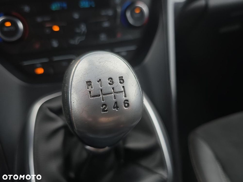 Ford Kuga 1.5 EcoBoost FWD ST-Line - 18