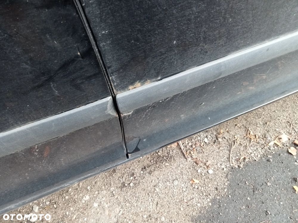 drzwi prawe przód octavia 2 9910 - 2