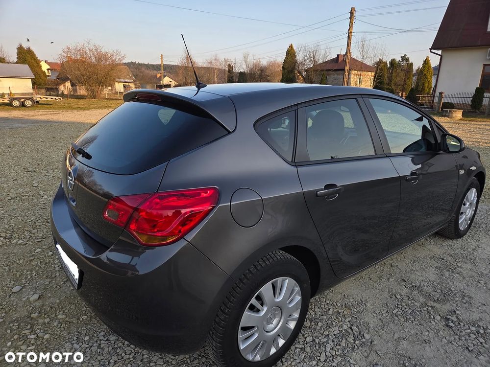 Opel Astra 1.4 Turbo Selection - 14
