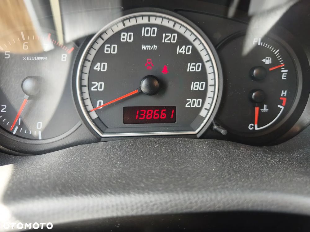 Suzuki Swift - 9