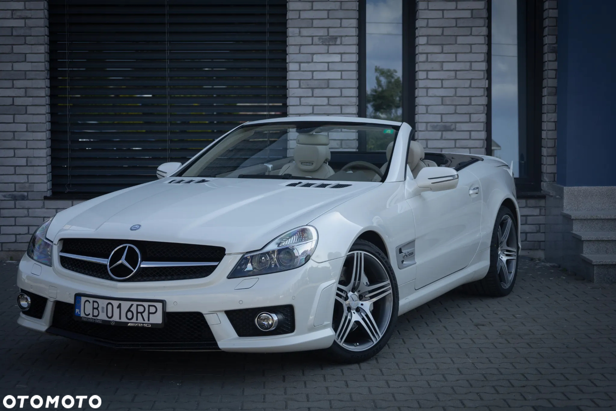 Mercedes-Benz SL 63 AMG - 4