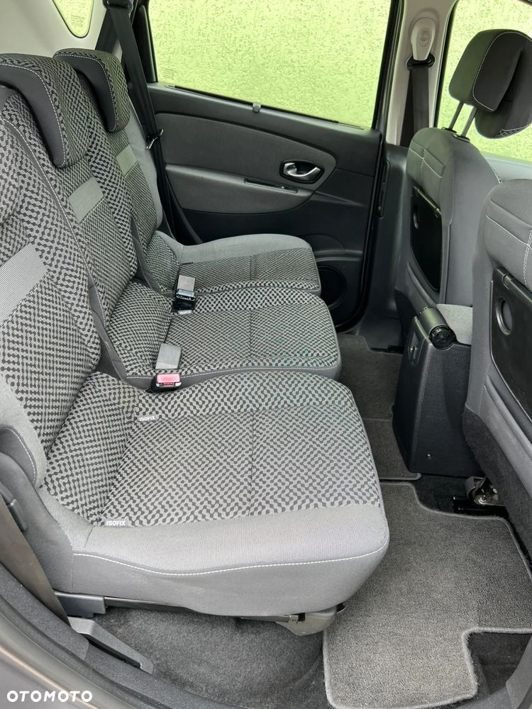 Renault Scenic - 13